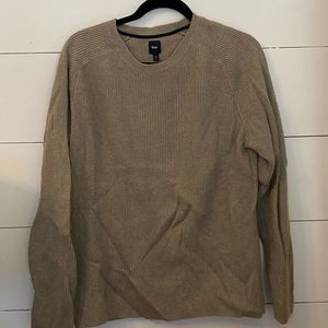 Men’s Gap sweater